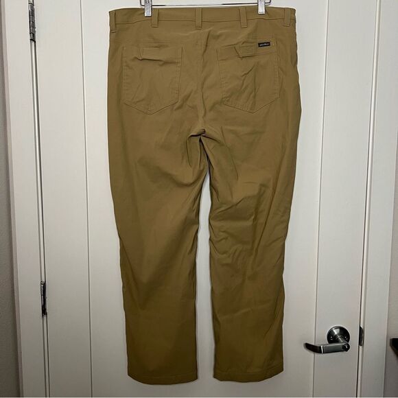 Eddie Bauer Tech Pants Mens 38x30 Tan Fleece Lined Nylon Cargo Stretch Outdoors - Picture 6 of 15